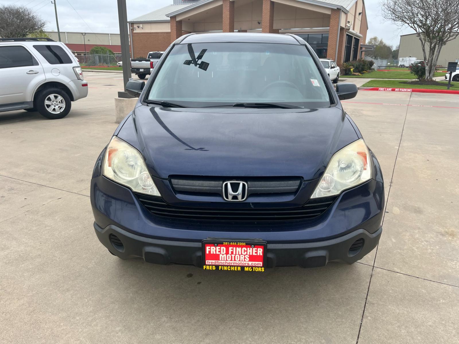 2008 blue /black Honda CR-V LX 2WD AT (3CZRE38348G) with an 2.4L L4 DOHC 16V engine, 5-Speed Automatic Overdrive transmission, located at 14700 Tomball Parkway 249, Houston, TX, 77086, (281) 444-2200, 29.928619, -95.504074 - Photo #1